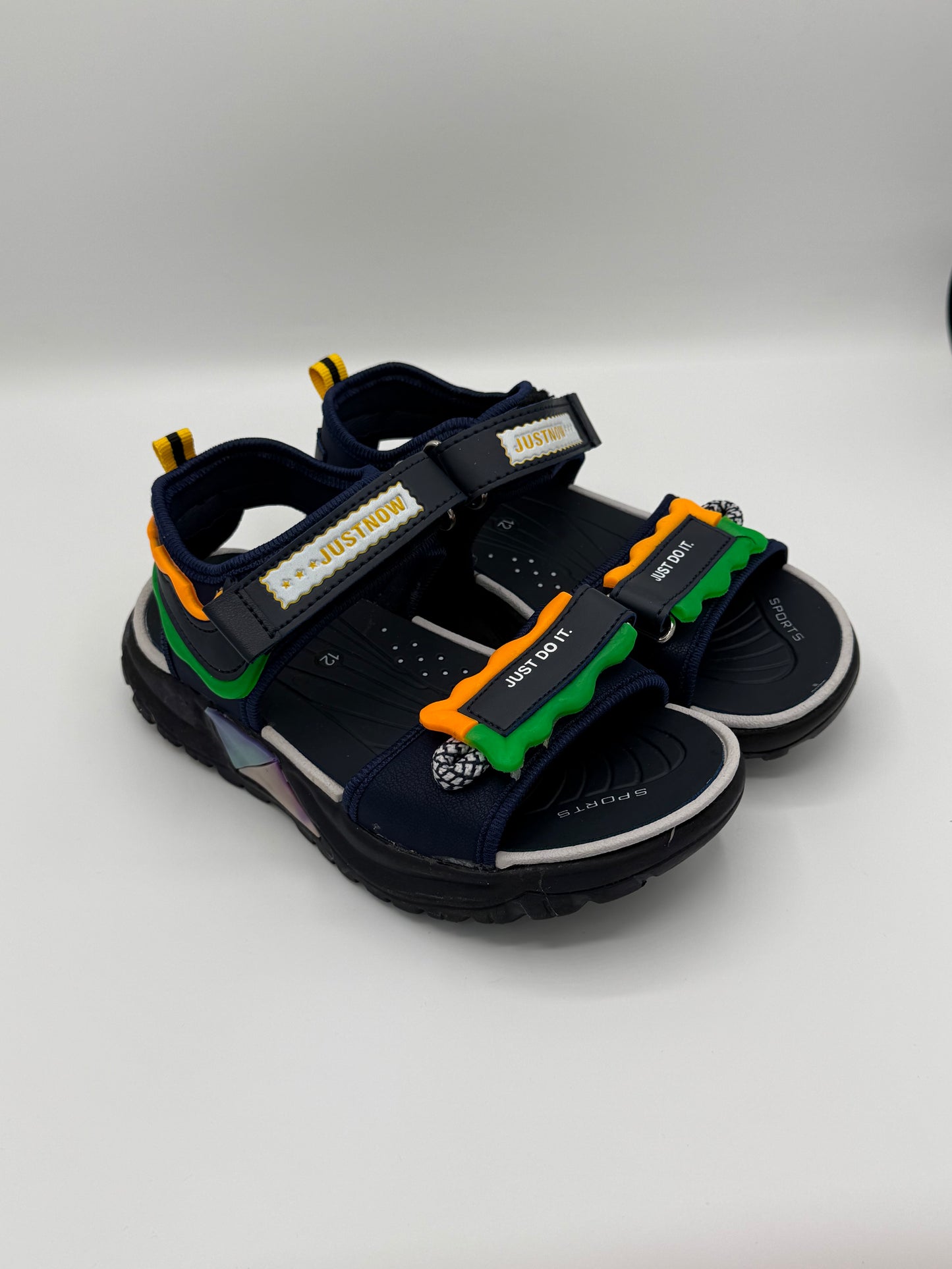 0                       AIMPORTED  SANDALS