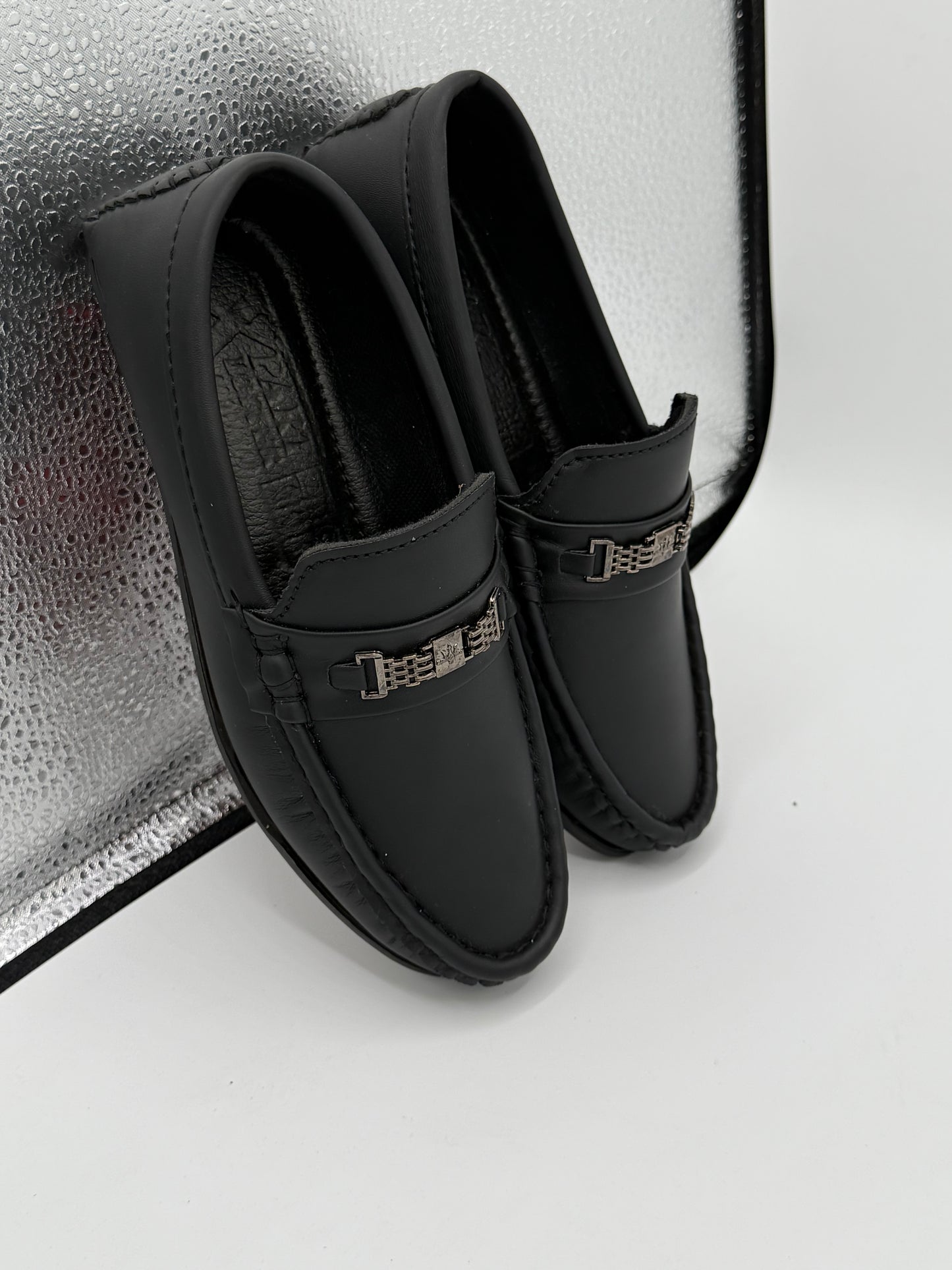 0 AIMPORTED SHOES