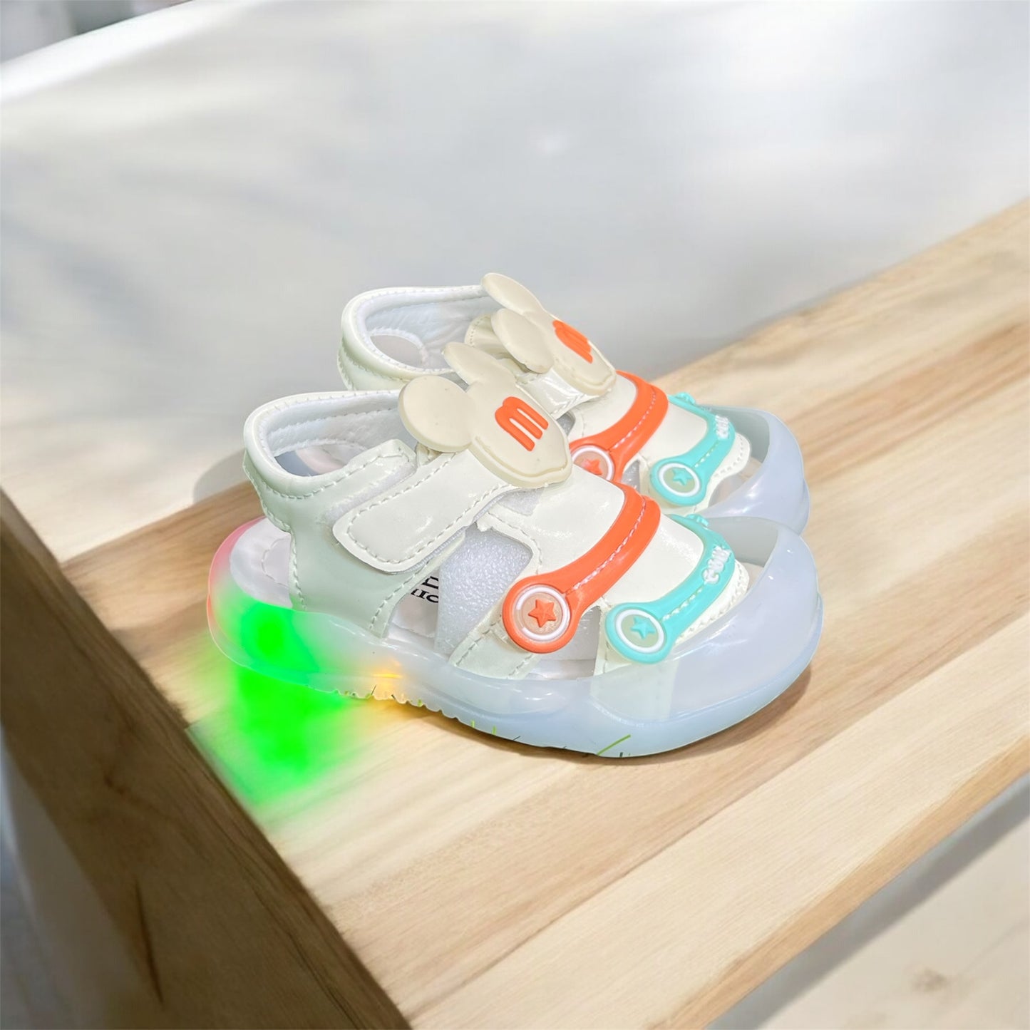 0 A LED LIGHT SANDAL