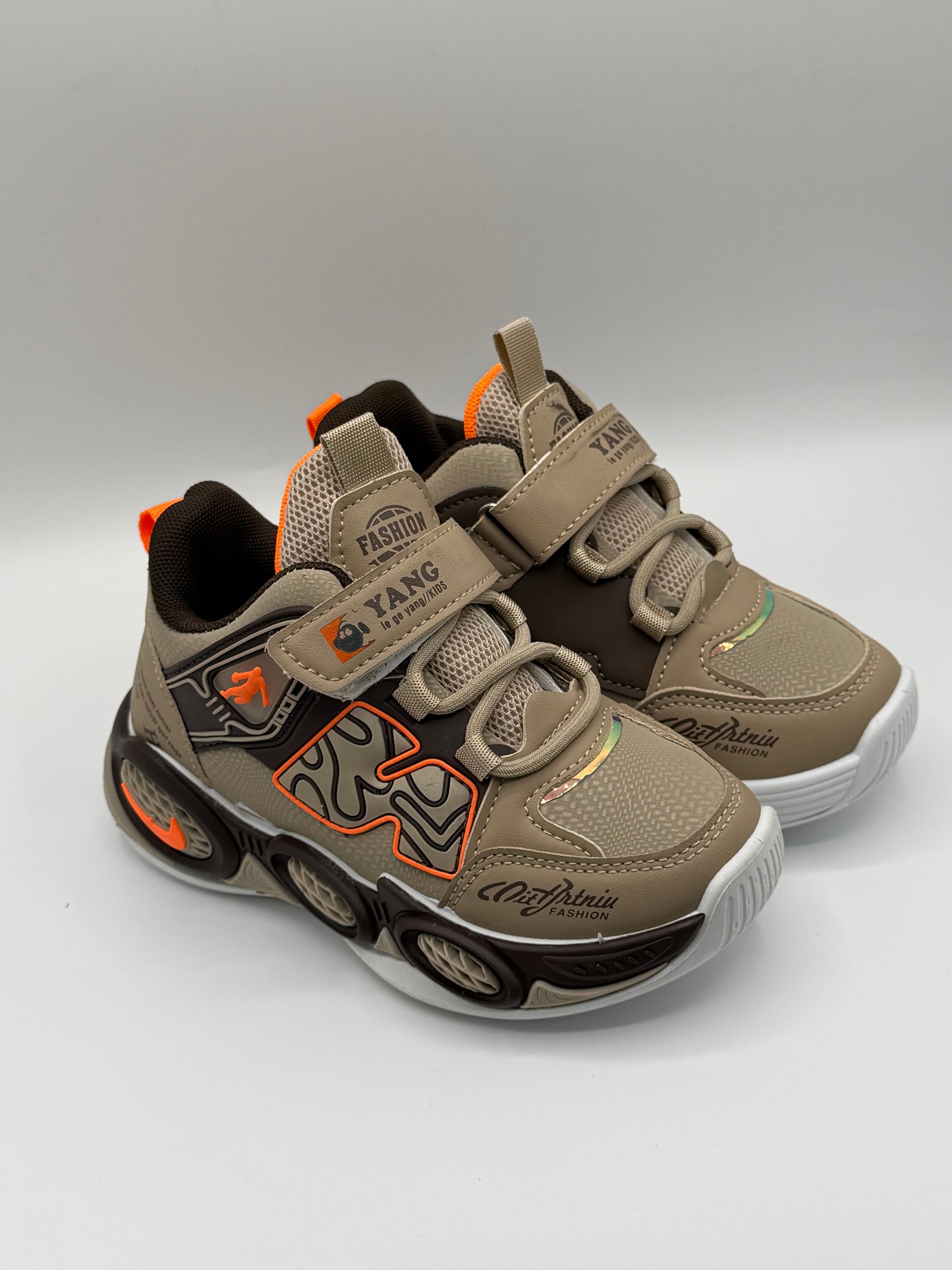 0 A IMPORTED JOGGER