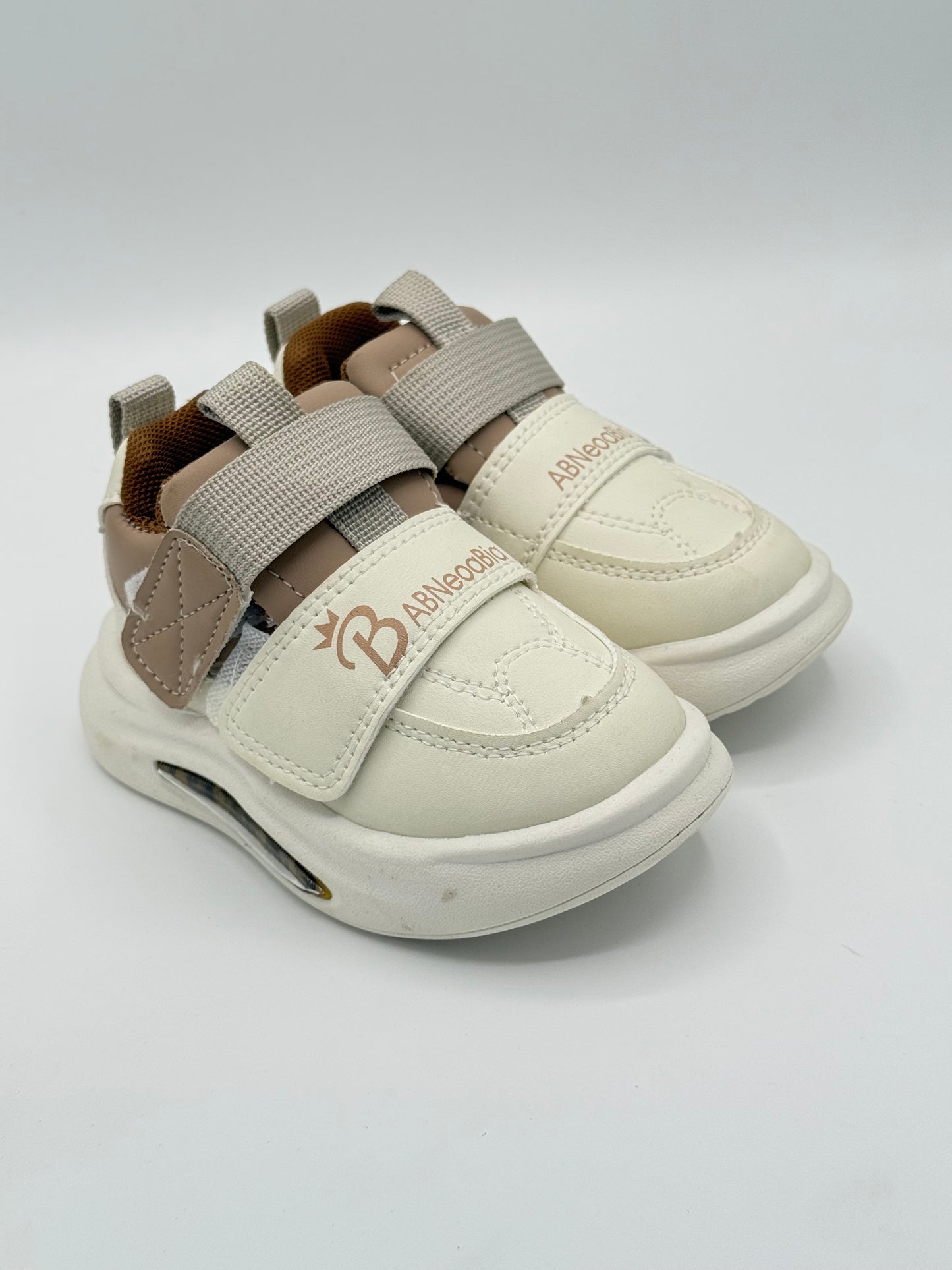 0                        A IMPORTED JOGGER