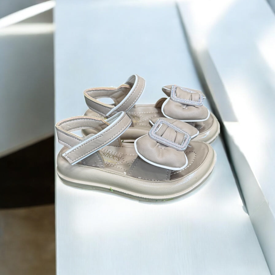 0 AIMPORTED SANDALS