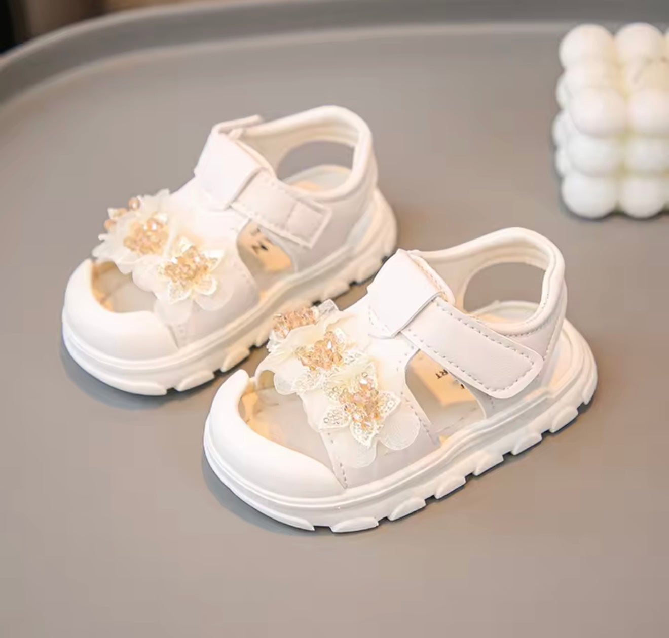 0 AIMPORTED SANDALS