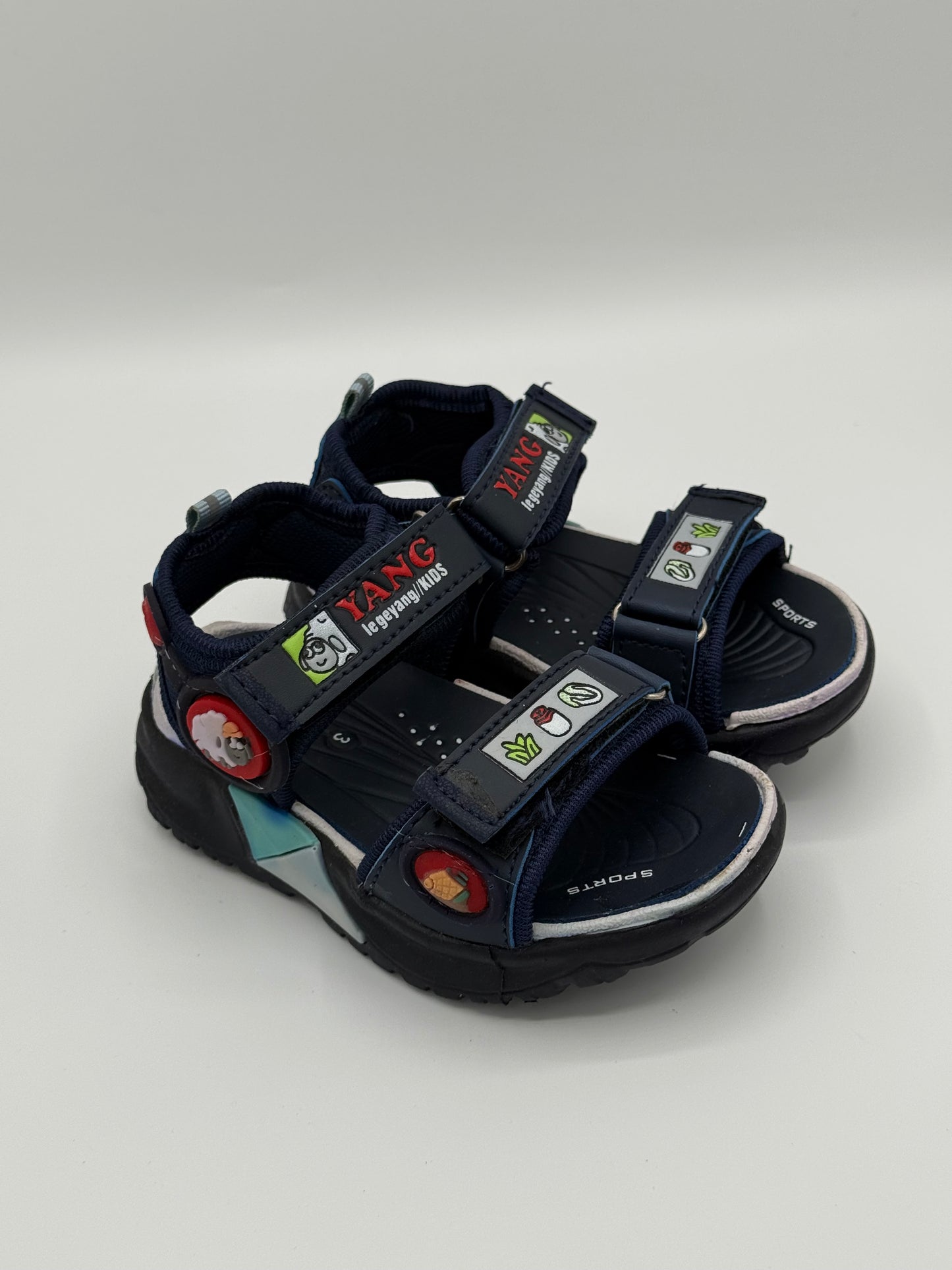 0                      AIMPORTED  SANDALS