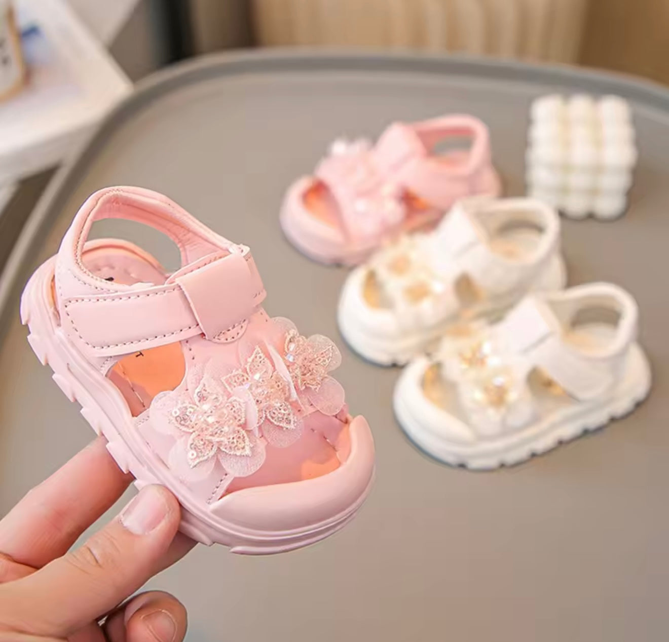 0 AIMPORTED SANDALS