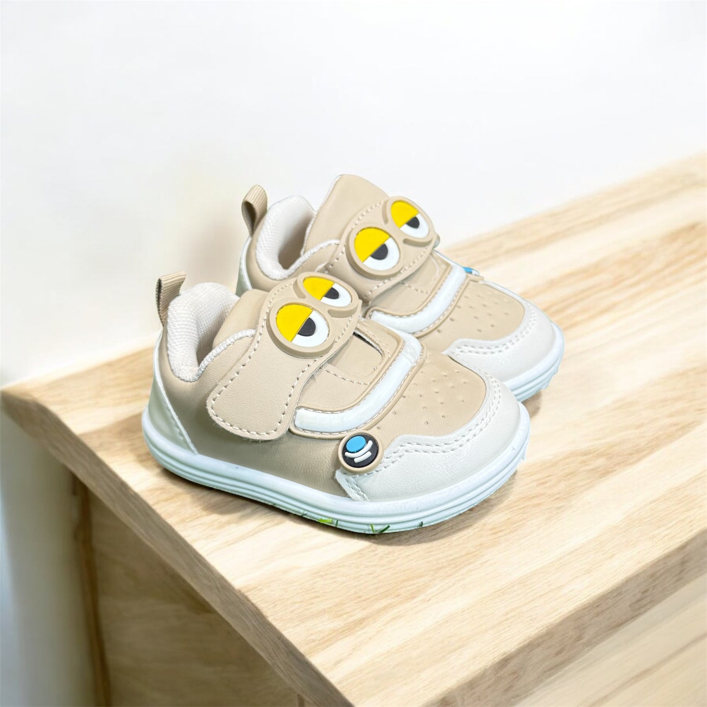 0          PRADA  SANDAL