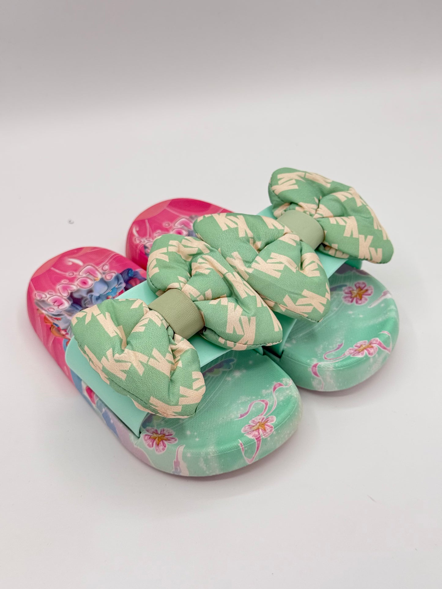 0          A BOW SLIPPER