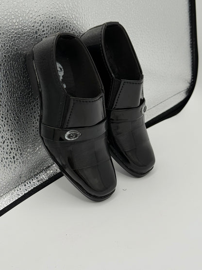 0                      AIMPORTED SHOES