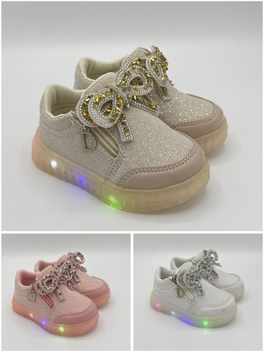 0                     A LED LIGHT SHOES