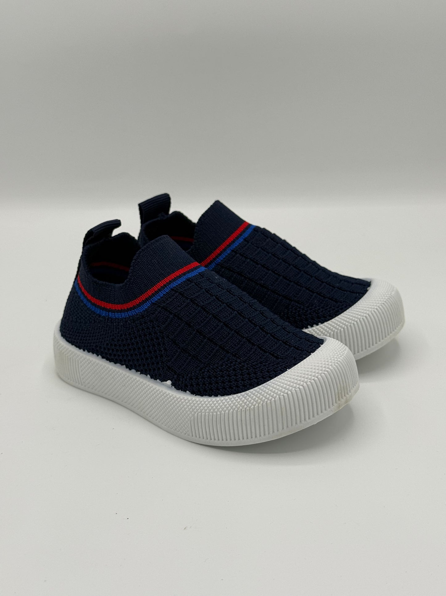 0                                                        A IMPORTED CANVAS