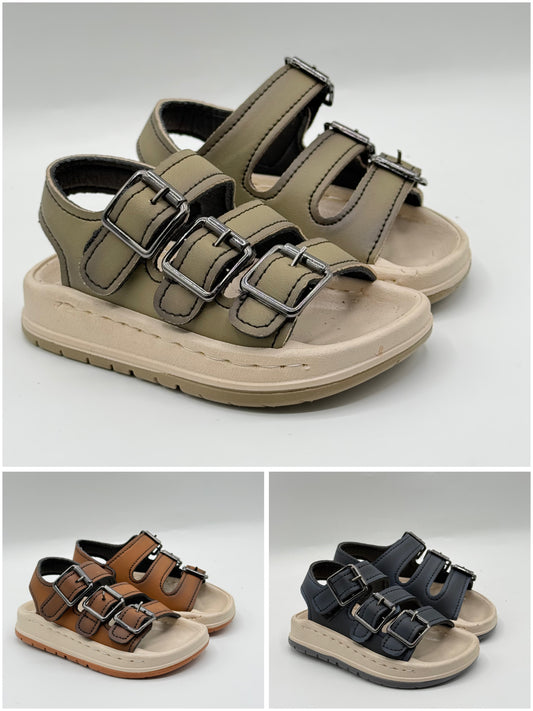 0                                                                                 A IMPORTED SANDAL
