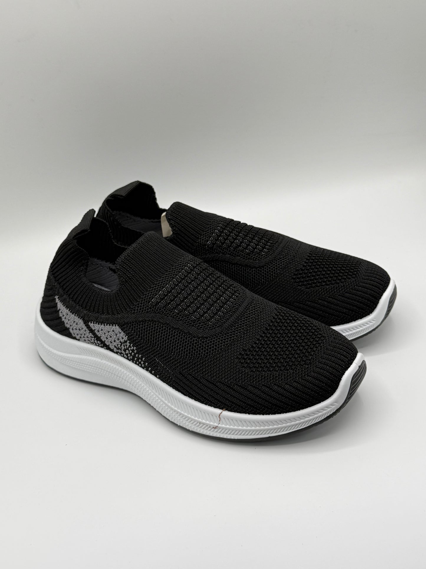 0     LADIES CAUSAL CANVAS