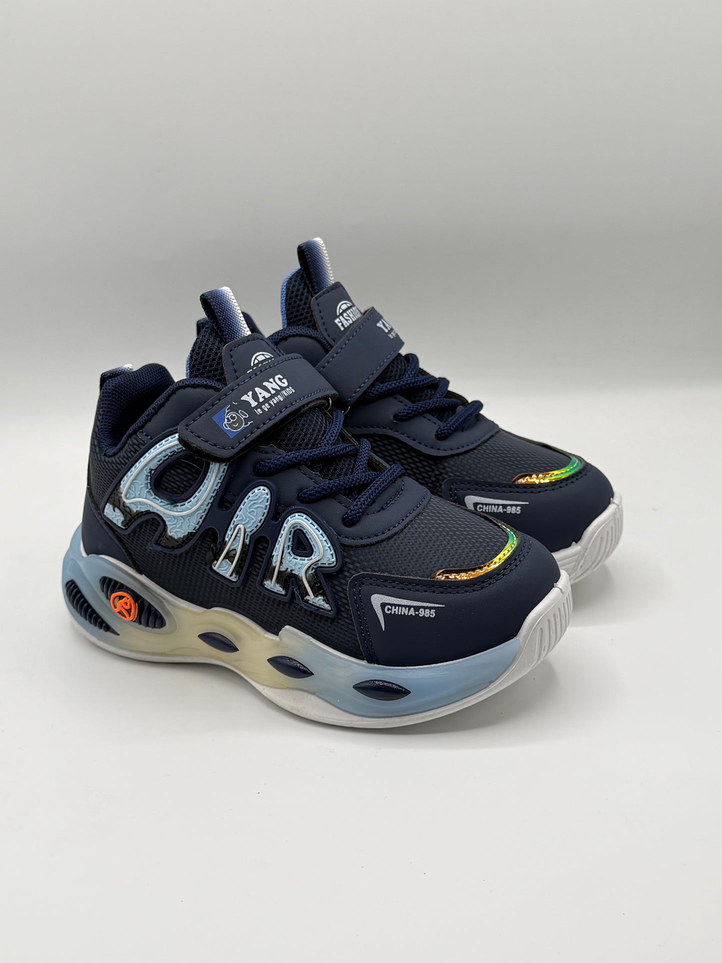 0                                                     A IMPORTED JOGGER