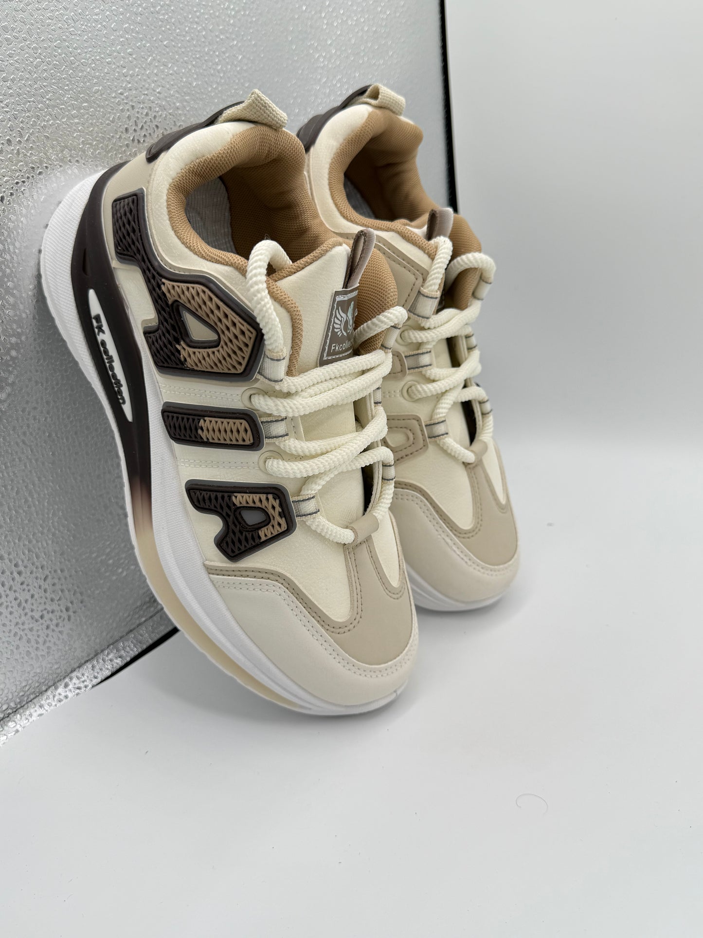 0     IMPORTED  AIR JOGGERS
