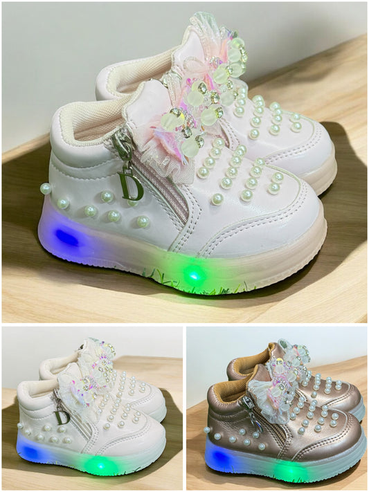 0                  A LED LIGHT SHOES