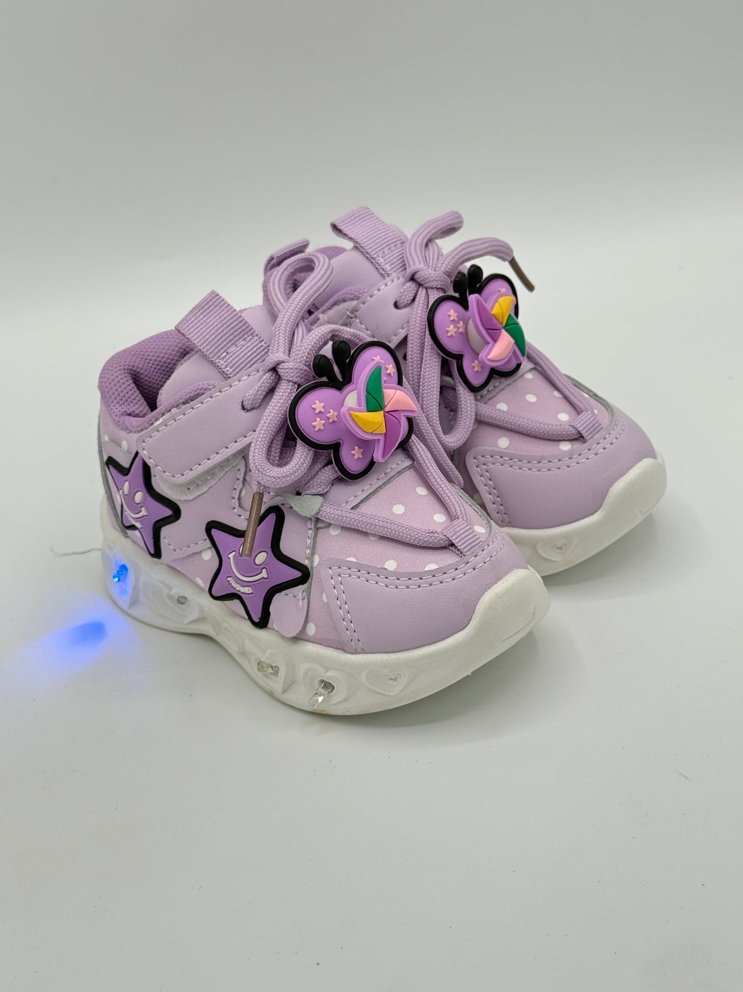 0                                 A LED LIGHT SHOES