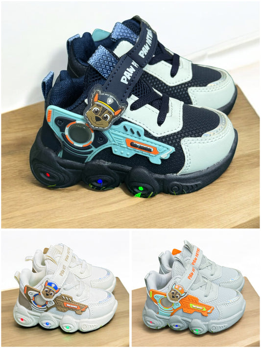 0                     A LED LIGHT SHOES