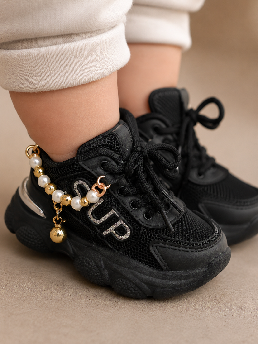 0                                                                                         A IMPORTED JOGGER