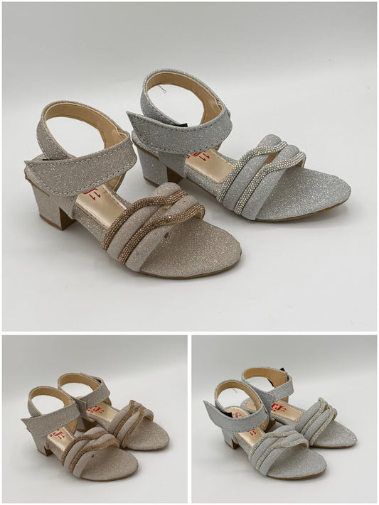 0               A NEW STYLISH SANDAL