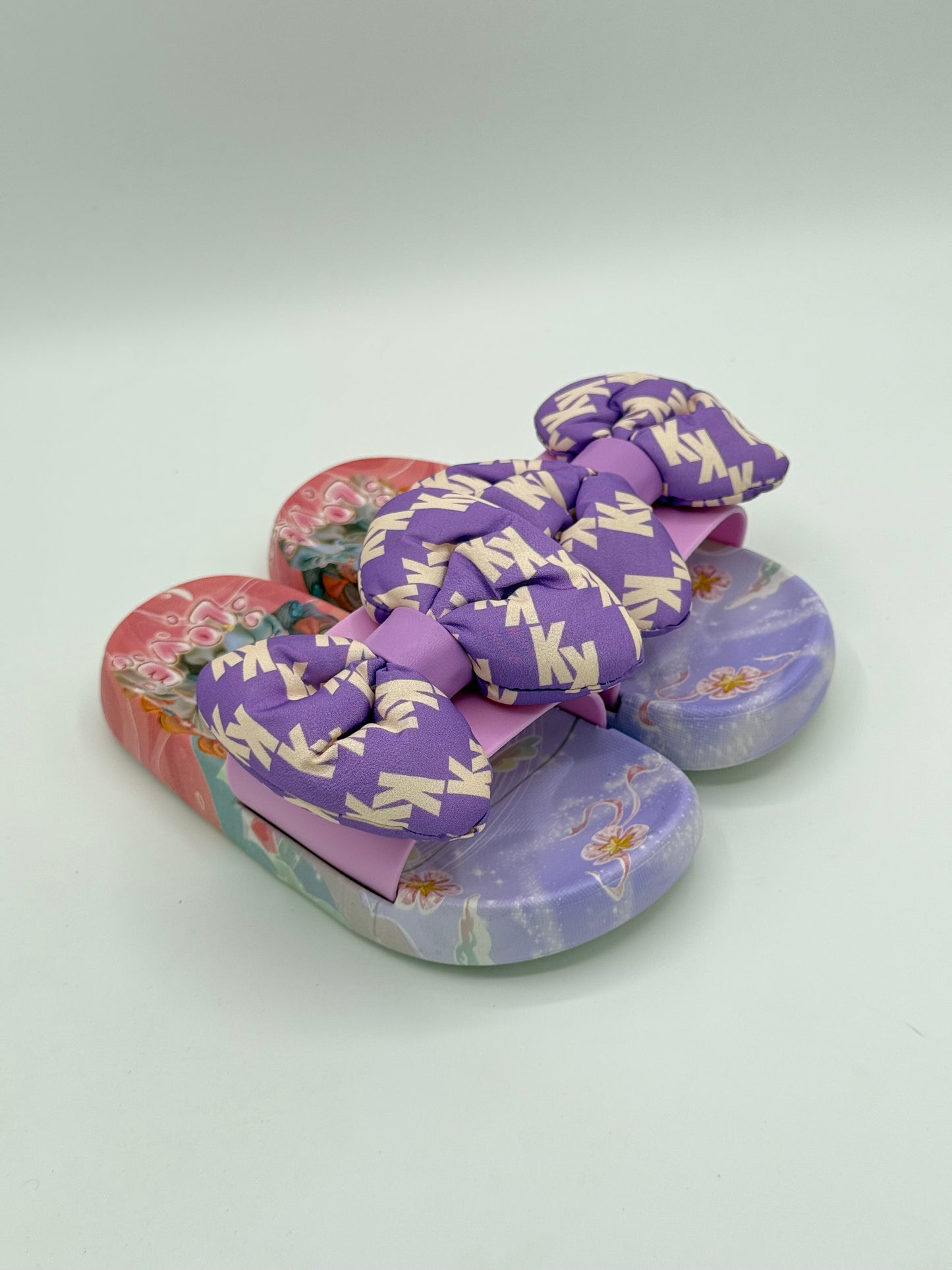 0          A BOW SLIPPER