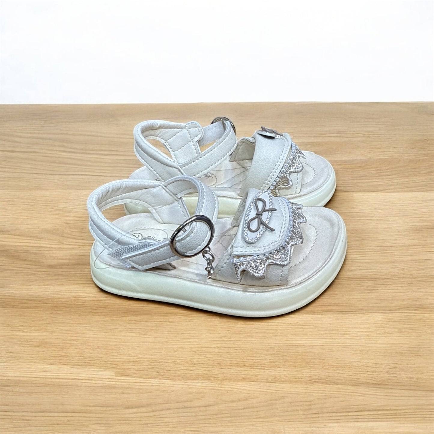0 SANDAL