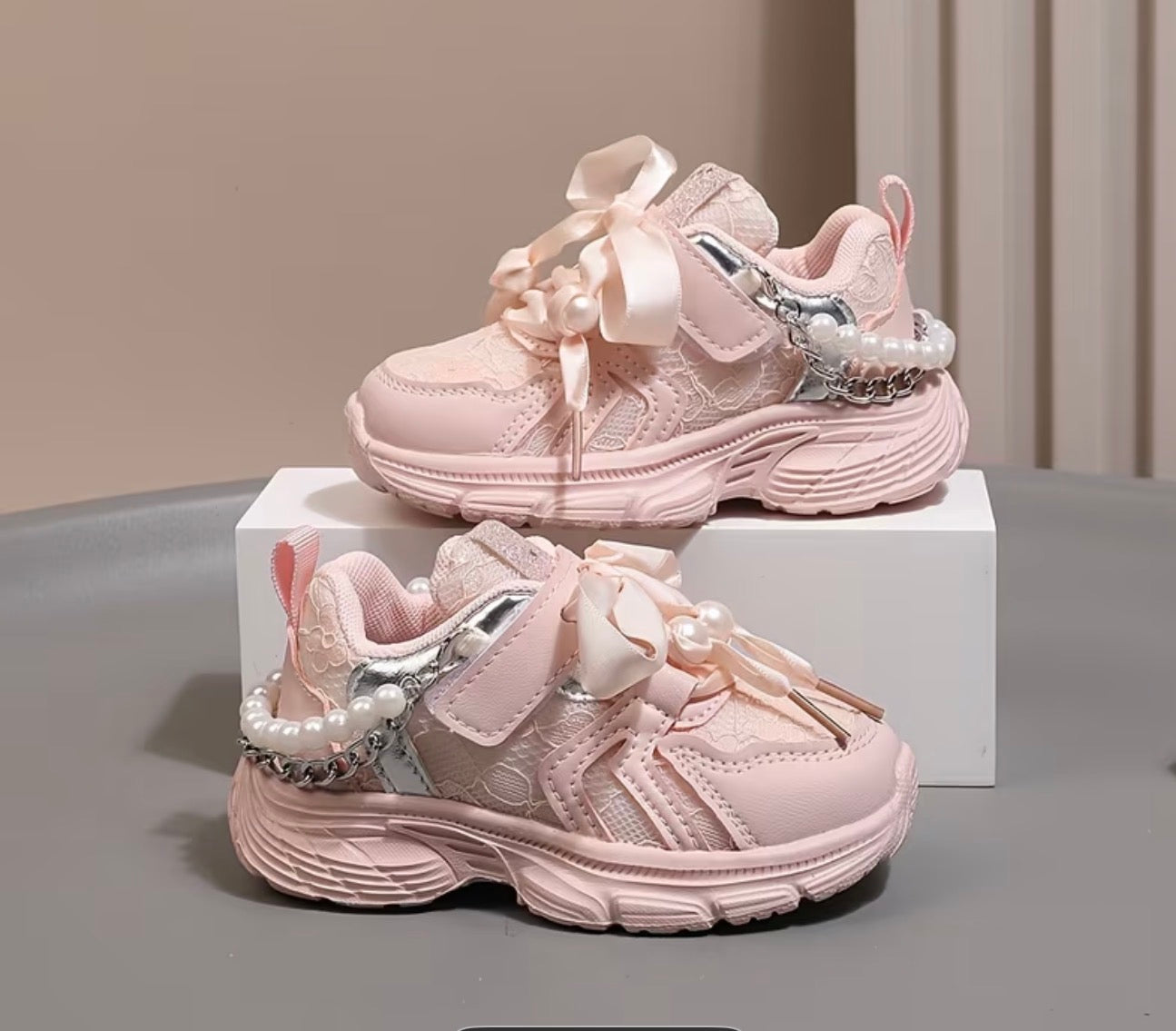 0                                                                                 A IMPORTED JOGGER